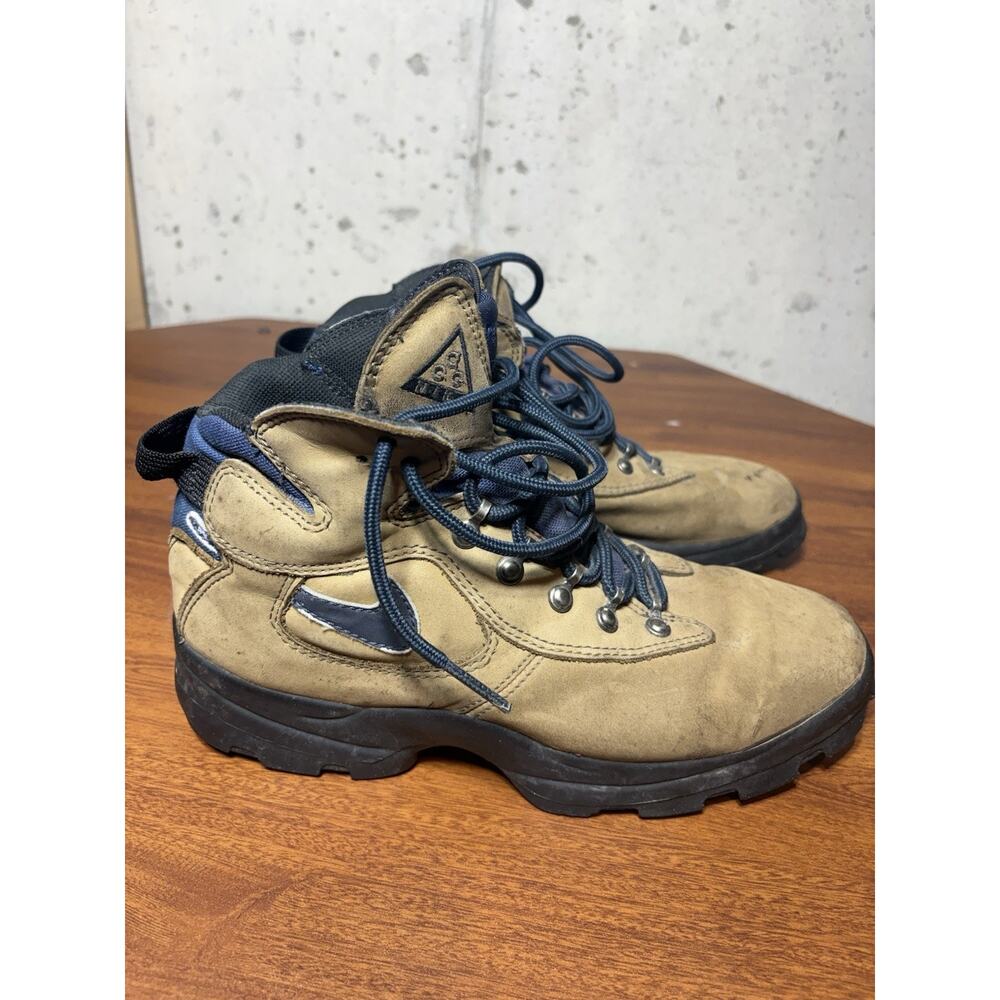 Rare 1990s Nike ACG Hiking Boots Mens Size 10 Womens 12